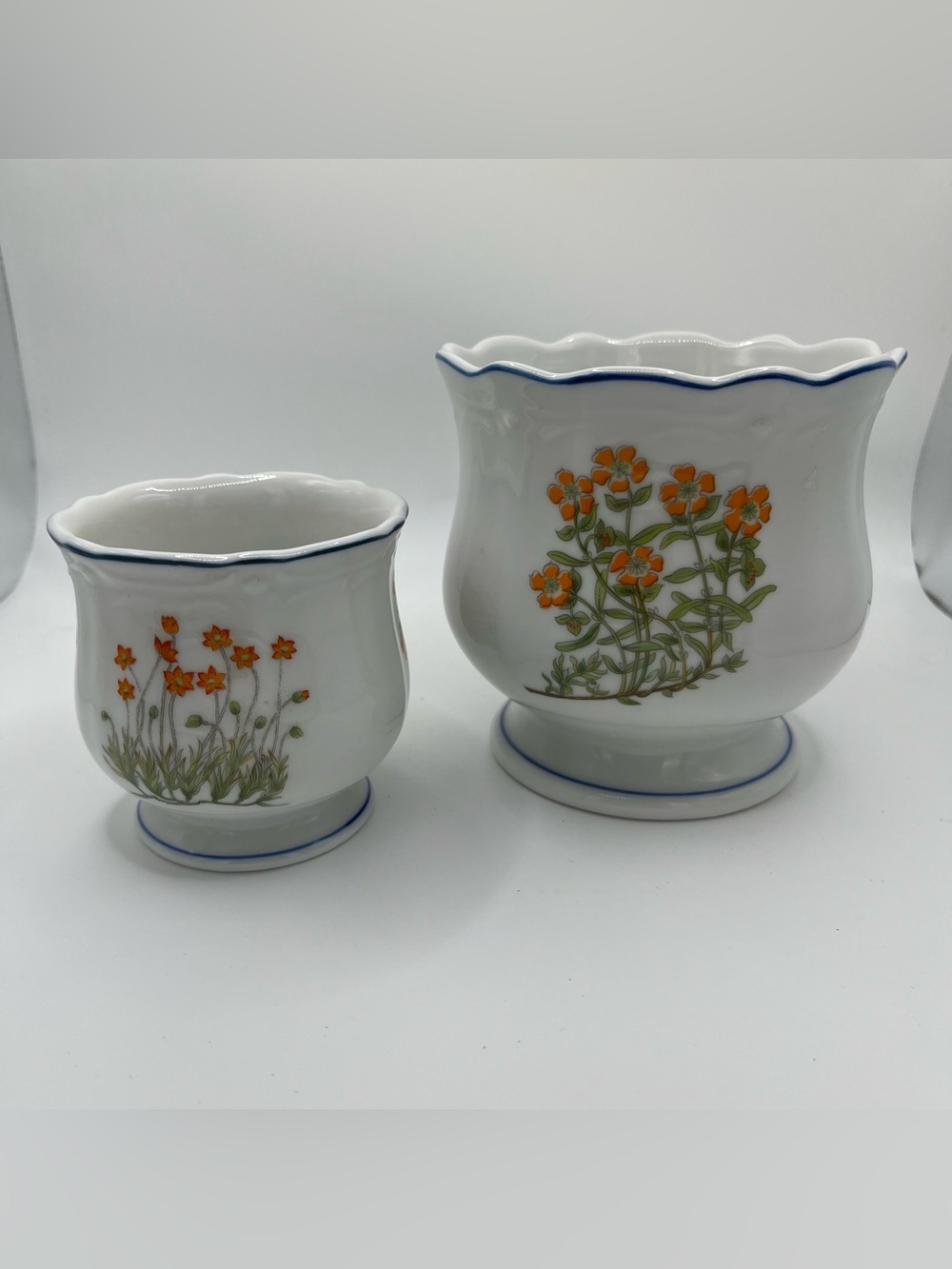 Vintage Takahashi White Porcelain Floral Planter - Set of 2